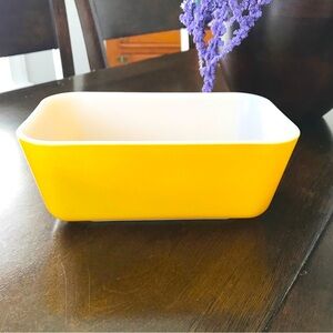 Vintage Pyrex 502 1.5 Pt. Yellow Refrigerator‎ Dish No Lid